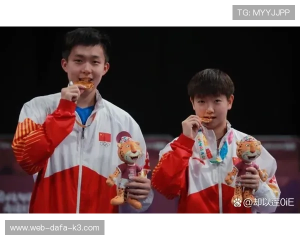 奥运冠军闪耀瞬间展现辉煌成就与拼搏精神的力量